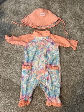 UV Skinz Swim Suit & Hat - Size 3/6 month